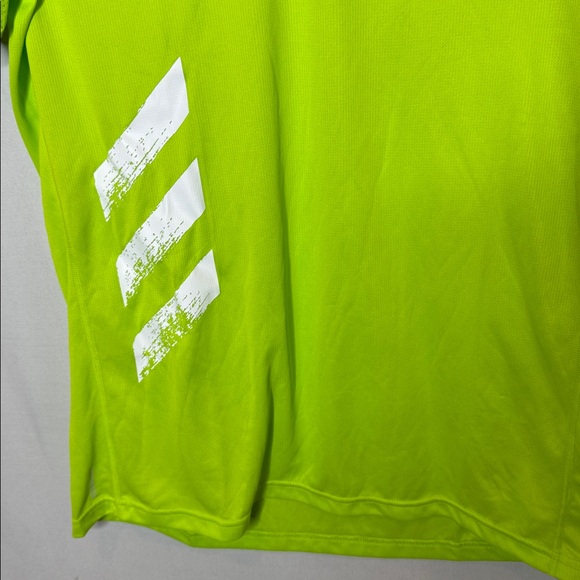 Adidas Run It Tee In Semi Solar Slime. Size Medium. - Picture 4 of 10